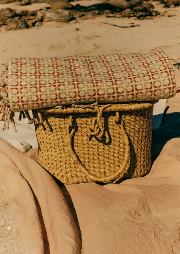 Veta Vera Grass Picnic Basket Baskets
